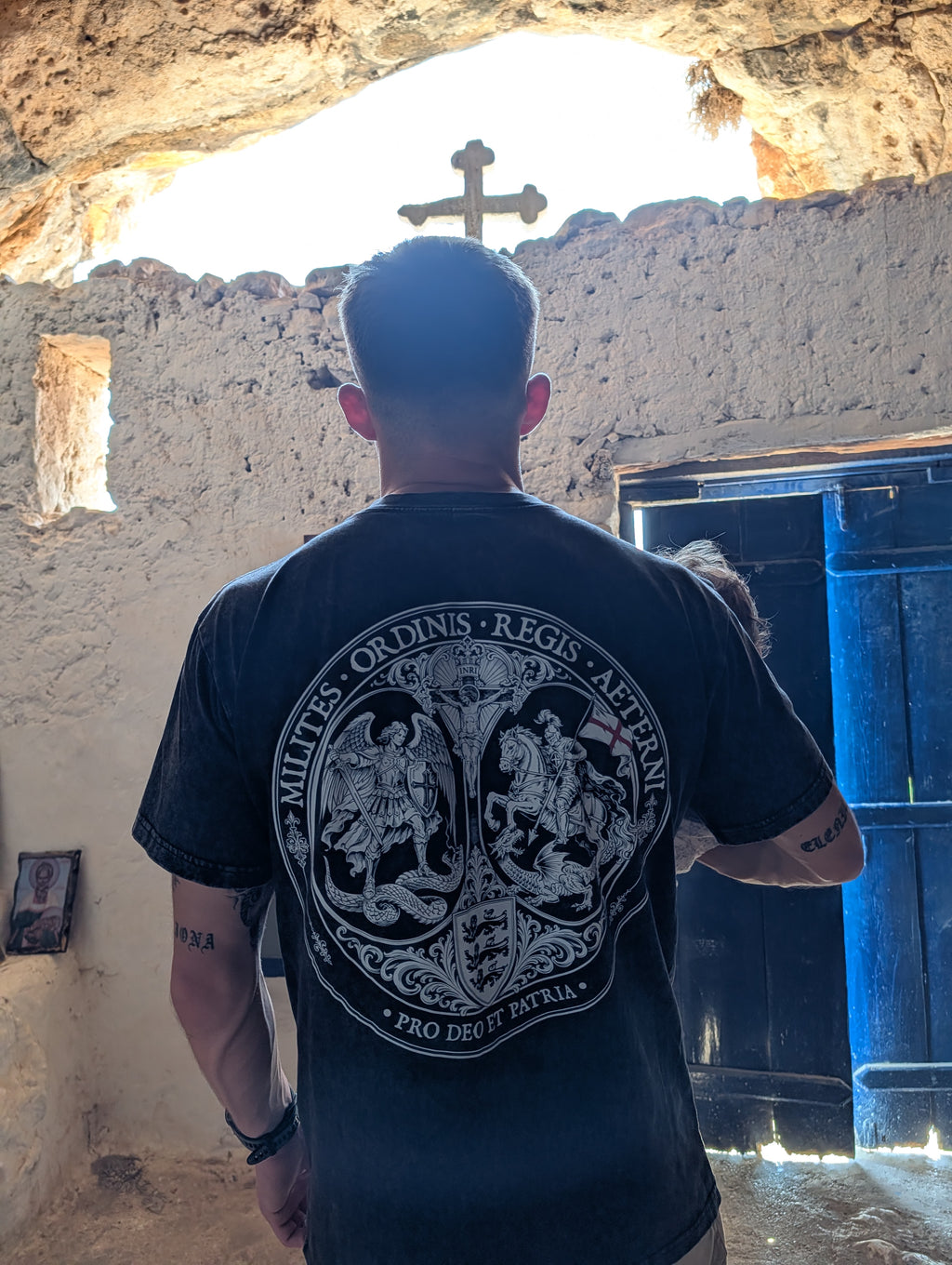 MORA Faded T-Shirt